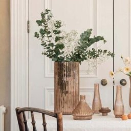 Ivyline - Daphne Large Ribbed Vase in Apricot