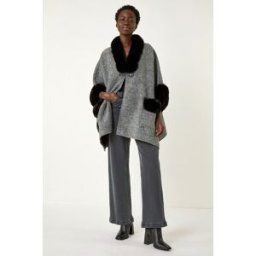 Roman Faux Fur Pocket Knit Cape one size female