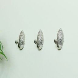 Set of 3 Silver Metal Swan Wall Hooks Material: Home Decor & Accessories/Wall Hooks