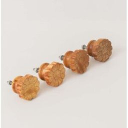 Set of 4 Wooden Flower Drawer Knobs Material: New Products