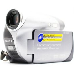 Sony DCR-DVD205 DVD Digital Camcorder Good SDS