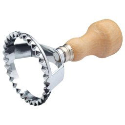 World of Flavours Italian Large Round Ravioli Cutter
