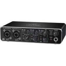 Behringer UMC204HD