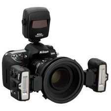 Nikon R1C1