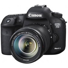 Canon EOS 7D Mark II kit 18-135mm