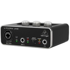 Behringer U-Phoria UM2