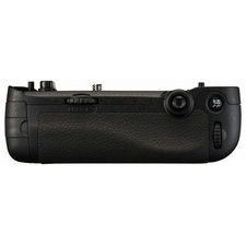 Nikon MB-D16