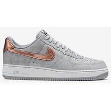 Nike Air Force 1 07 LV8